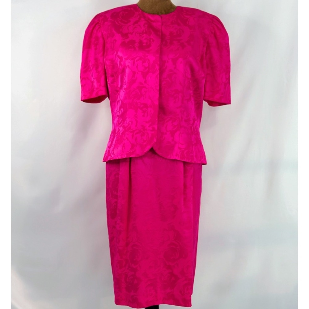Adrianna Papell Skirt Suit Women 10 Pink Excellent Silk Floral Jacquard Peplum